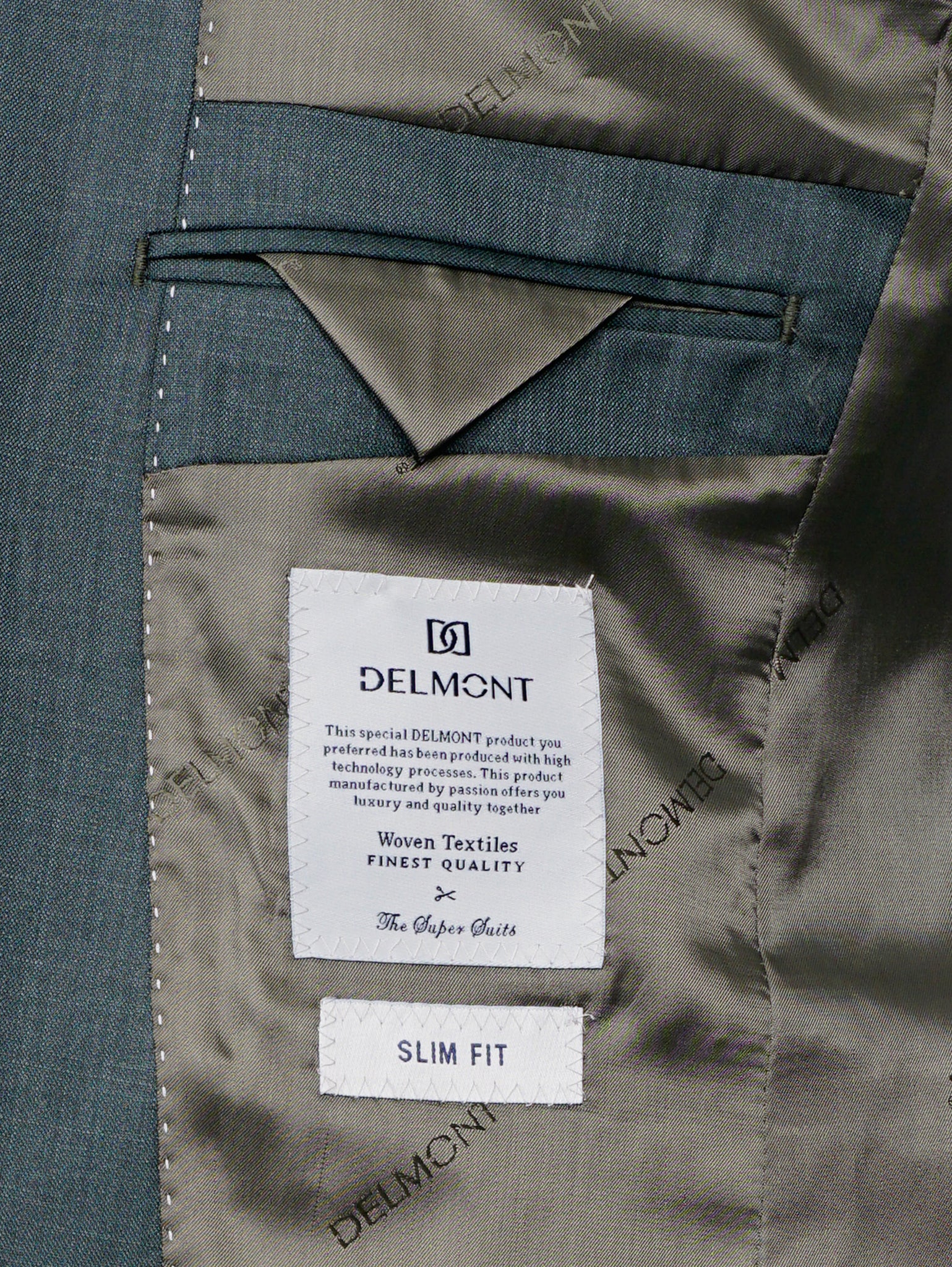 COSTUM DELMONT
